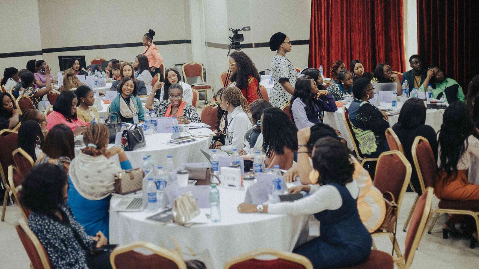 Image gallery marquee