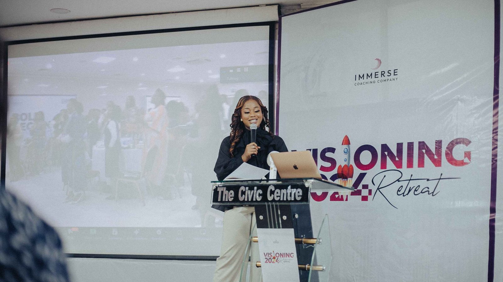 Image gallery marquee